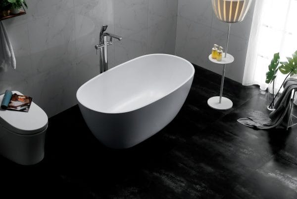 Gloss White Freestanding Bath