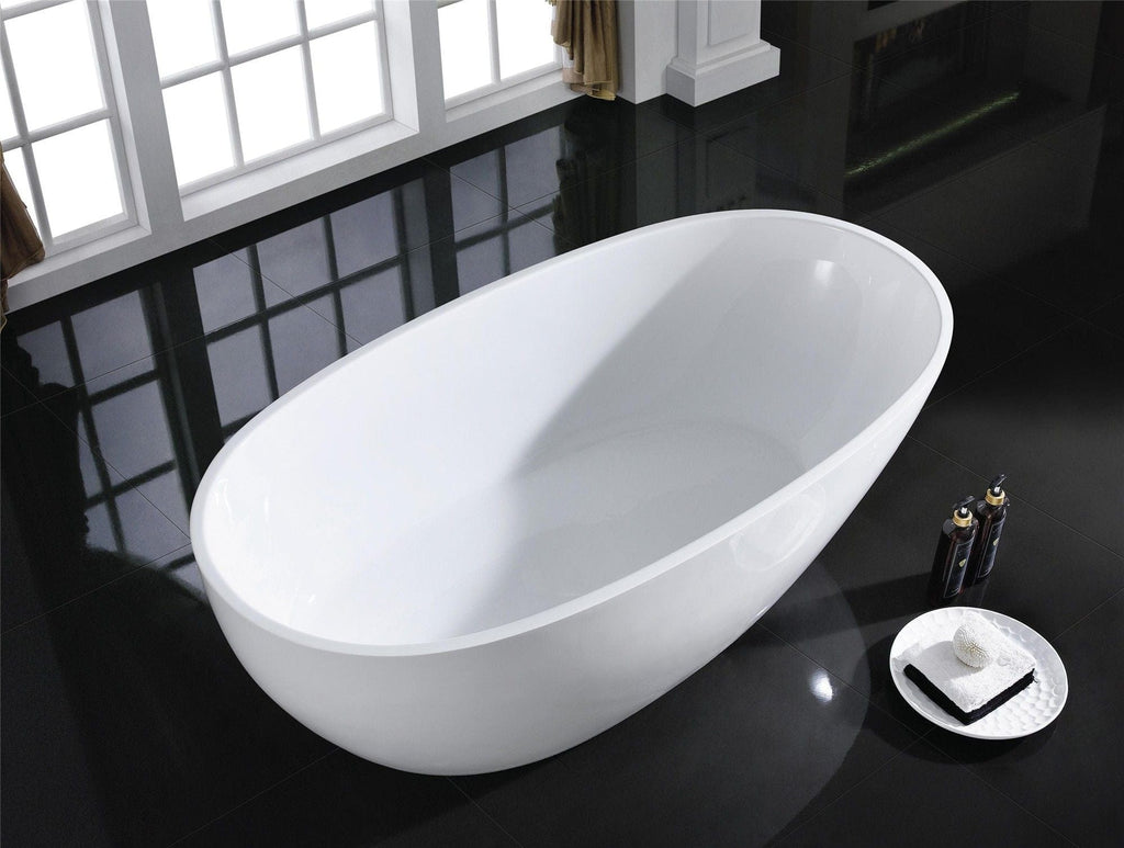 Gloss White Freestanding Bath