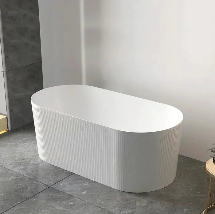 Gloss White Freestanding Bath IS