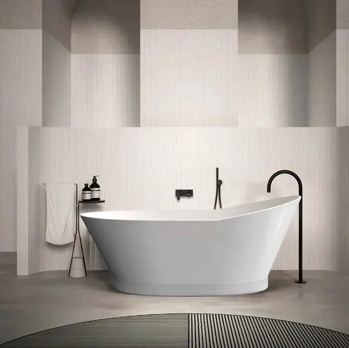 LONDON Gloss White Freestanding Bath IS
