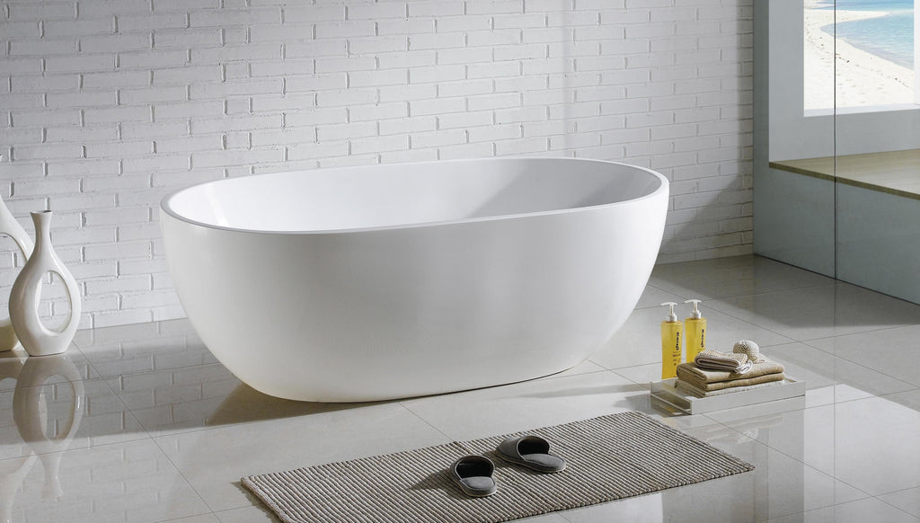 Matte White Freestanding Bath