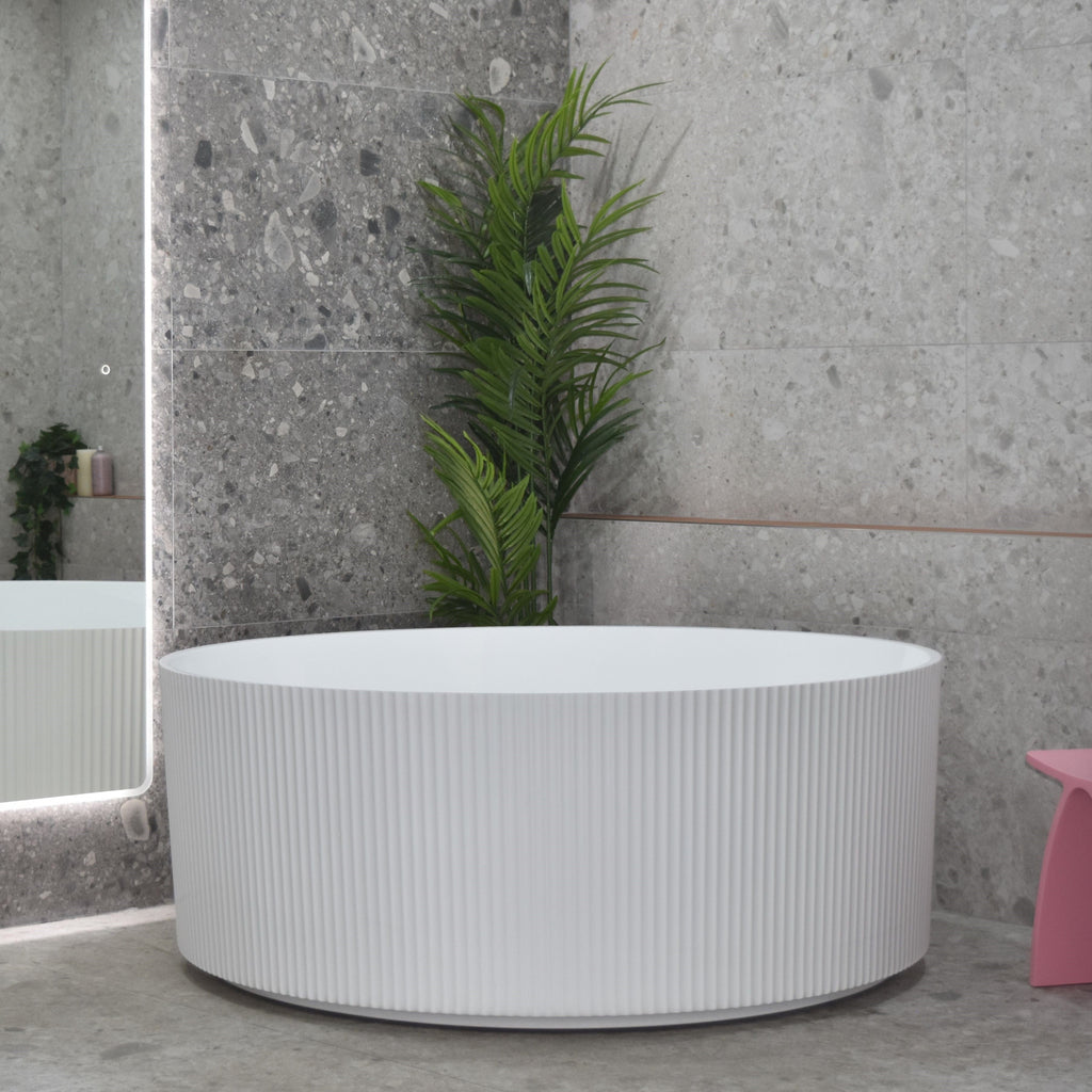 Victoria V-Groove 1500mm Round Gloss White Freestanding Bath